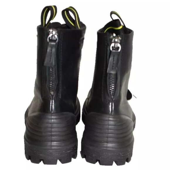 Black Women's Boots - Picture 5 of 6